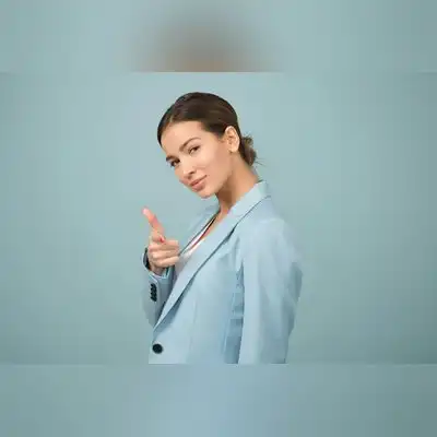 陈静